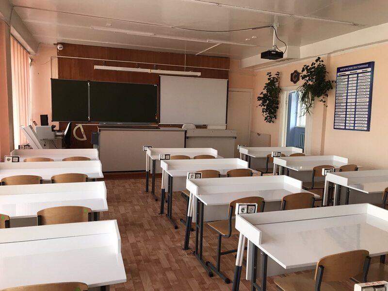 Изображения кабинета физики.